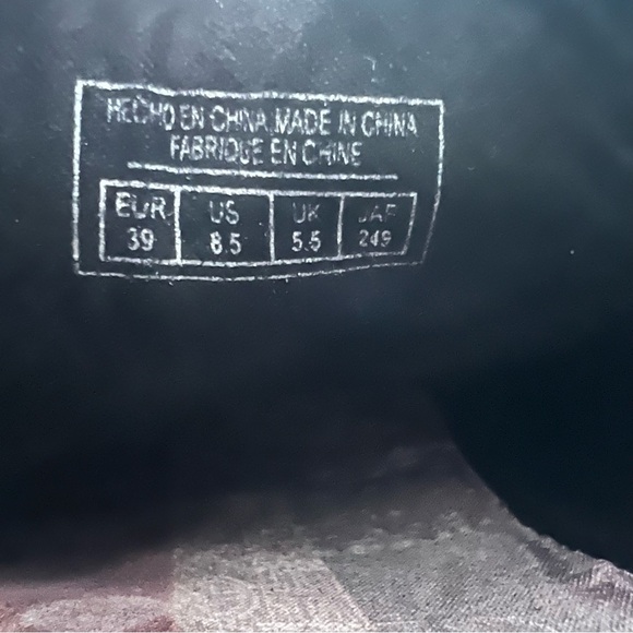 Women’s Coolway Velvet Oxfords Size 8.5 - Picture 5 of 5